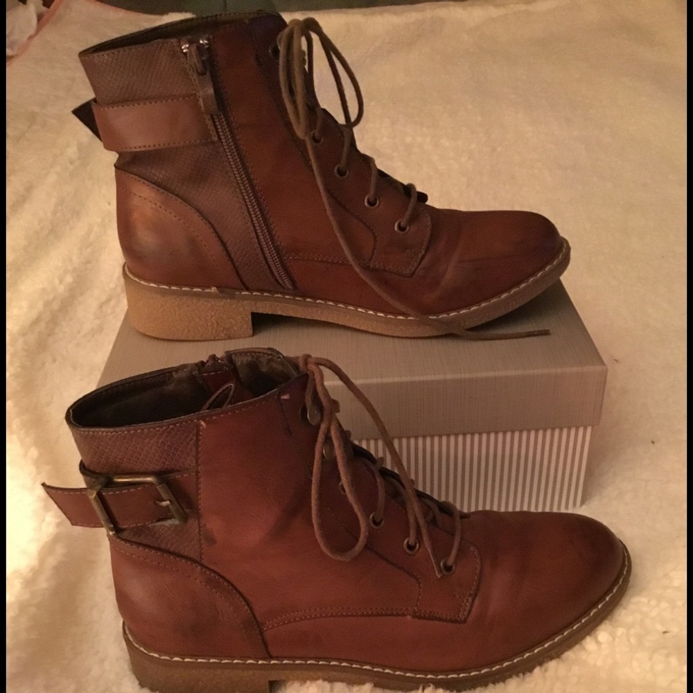 Boots, Brown lace up with a buckle and zipper